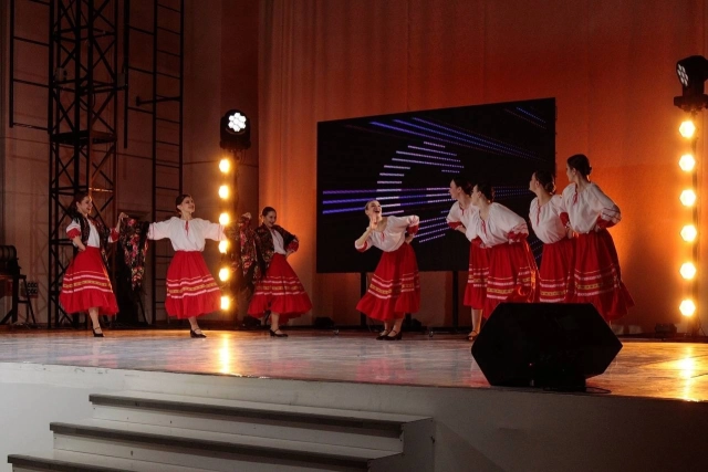 Танцевальная команда ЛГУ им. А.С. Пушкина «PUSHKINDANCE» 